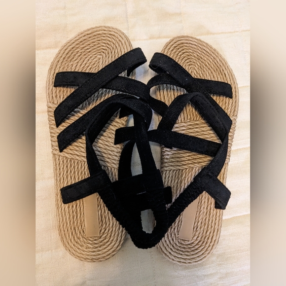 2 Pairs Black Sandals 7.5 - Picture 8 of 8